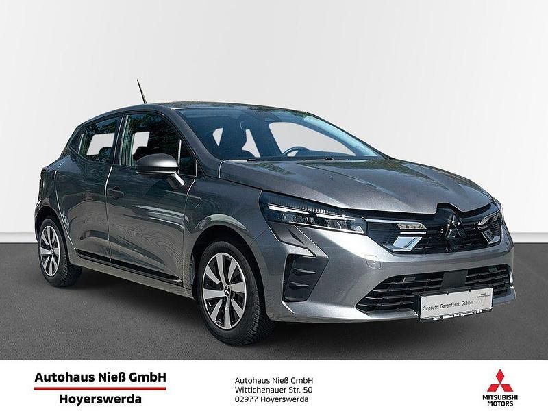 Grau Gebraucht 2024 Mitsubishi Colt Basis Limousine | 16.490 € (Fairer Preis) - Bild 1/4