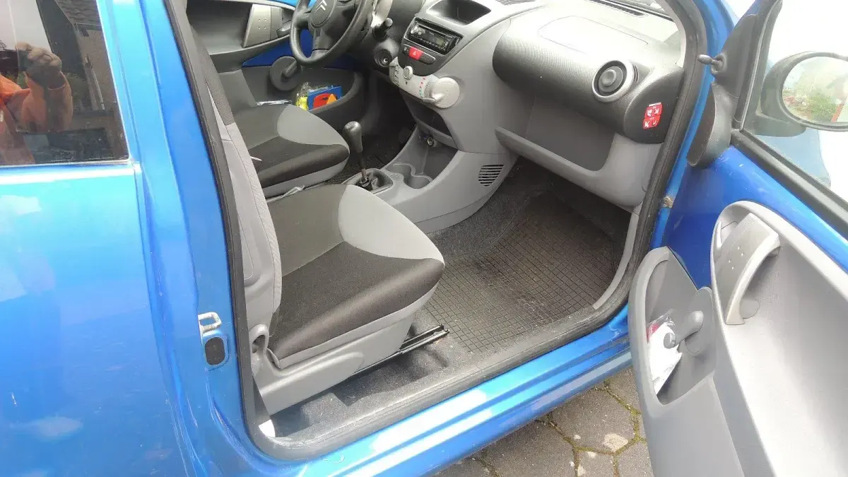 Gebraucht Citroën C1 68 PS (50 kW) 2010 Blau Kleinwagen
