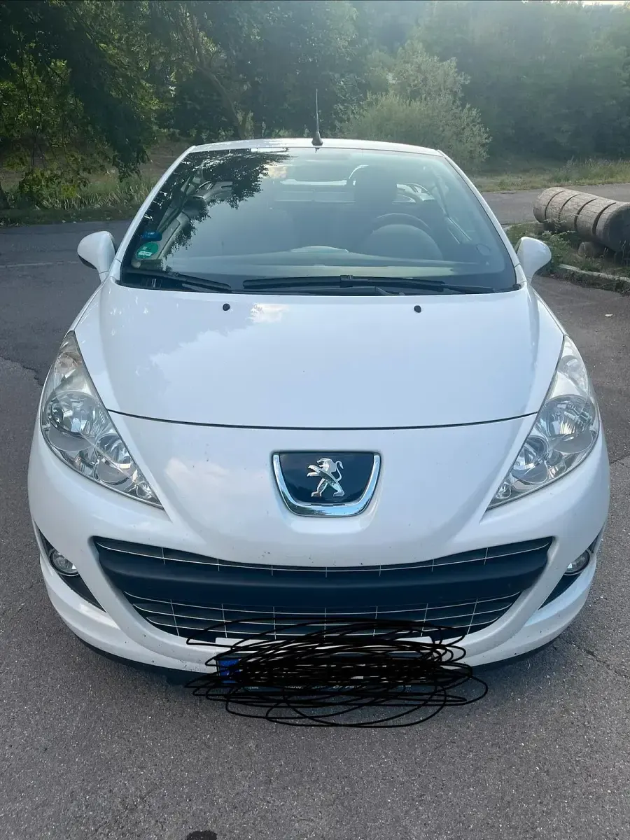 Gebraucht Peugeot 207 CC 120 PS (88 kW) 2014 Weiß Cabrio