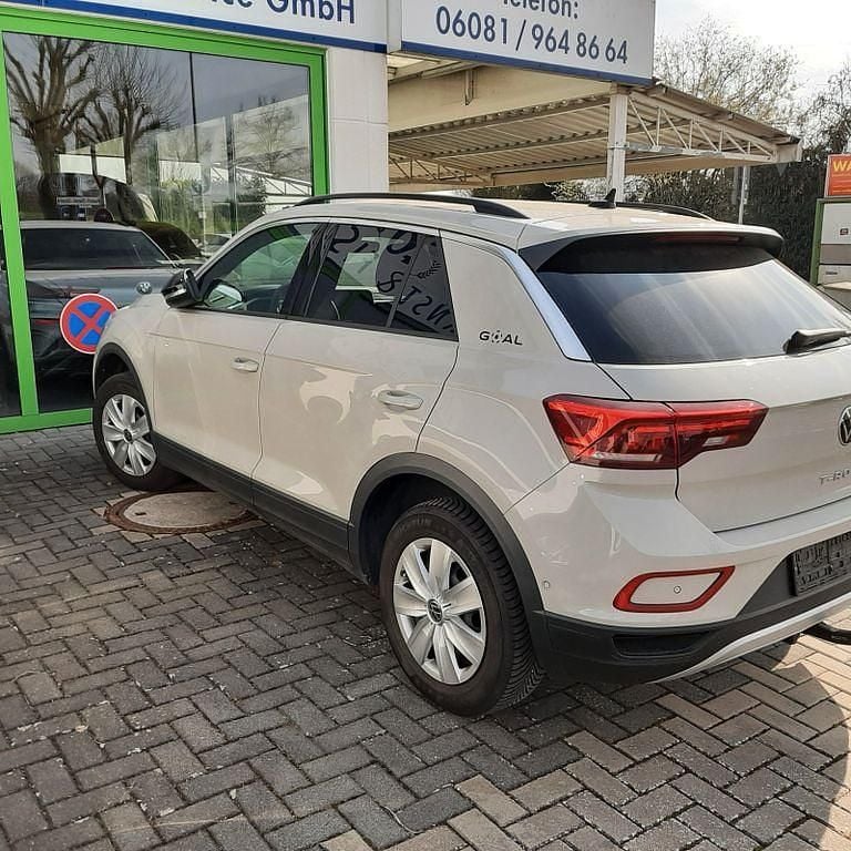 Gebraucht VW T-Roc 150 PS (110 kW) 2025 Grau SUV