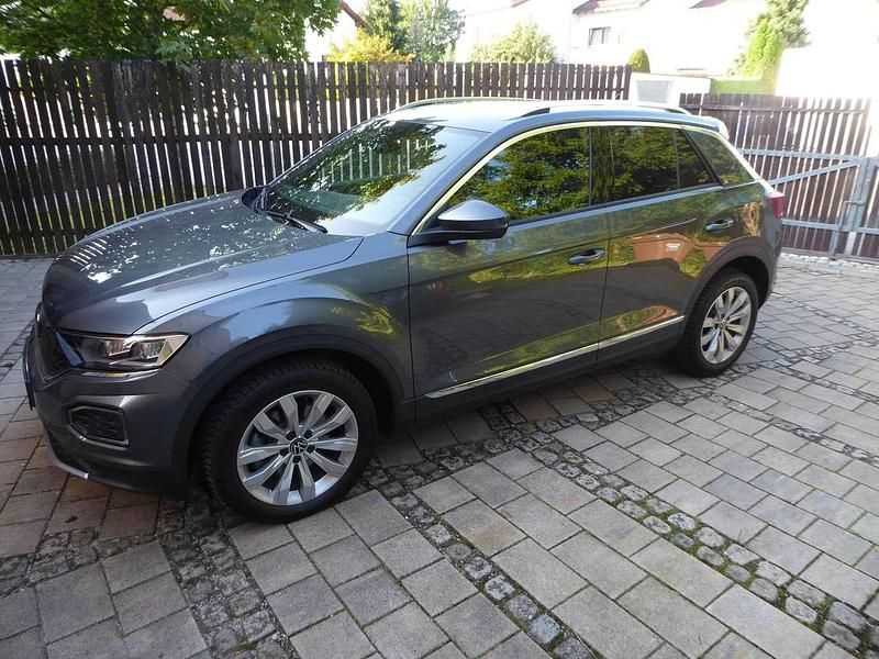 Grau Gebraucht 2021 VW T-Roc United SUV | 27.000 € (Fairer Preis) - Bild 1/4