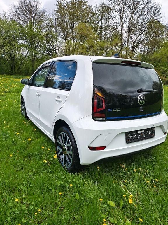Gebraucht VW e-up! Edition 61 kW (83 PS) 2023 Weiß Kleinwagen