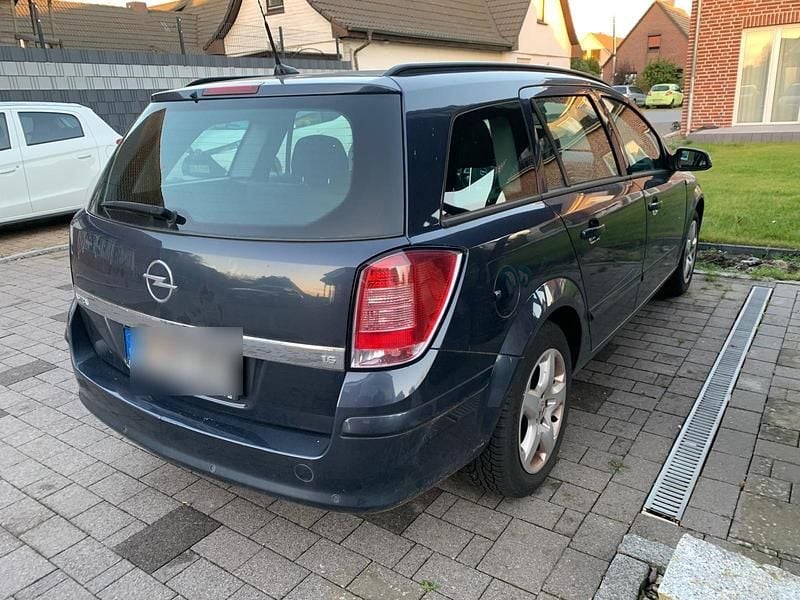 Gebraucht Opel Astra 116 PS (85 kW) 2008 Blau Kombi
