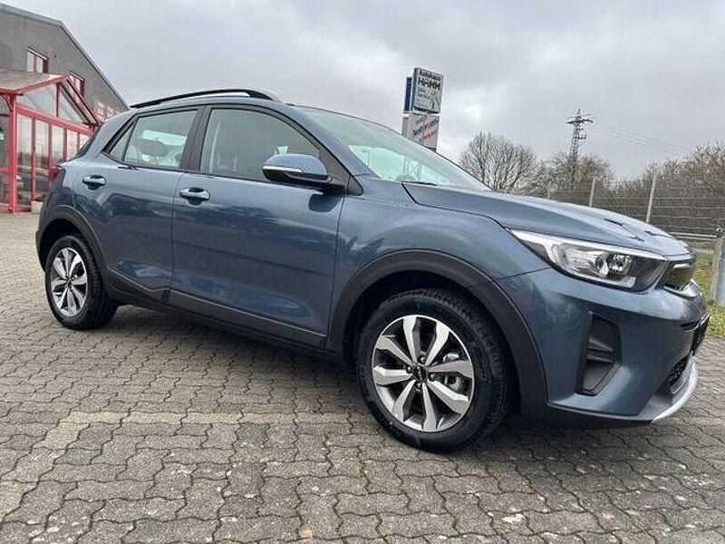 Gebraucht Kia Stonic Vision 101 PS (74 kW) 2024 Grau SUV