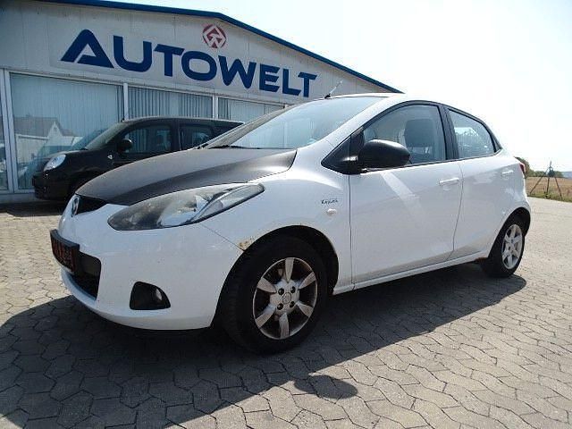Weiß Gebraucht 2009 Mazda 2 Independence Limousine | 1.399 € (Guter Preis) - Bild 1/4