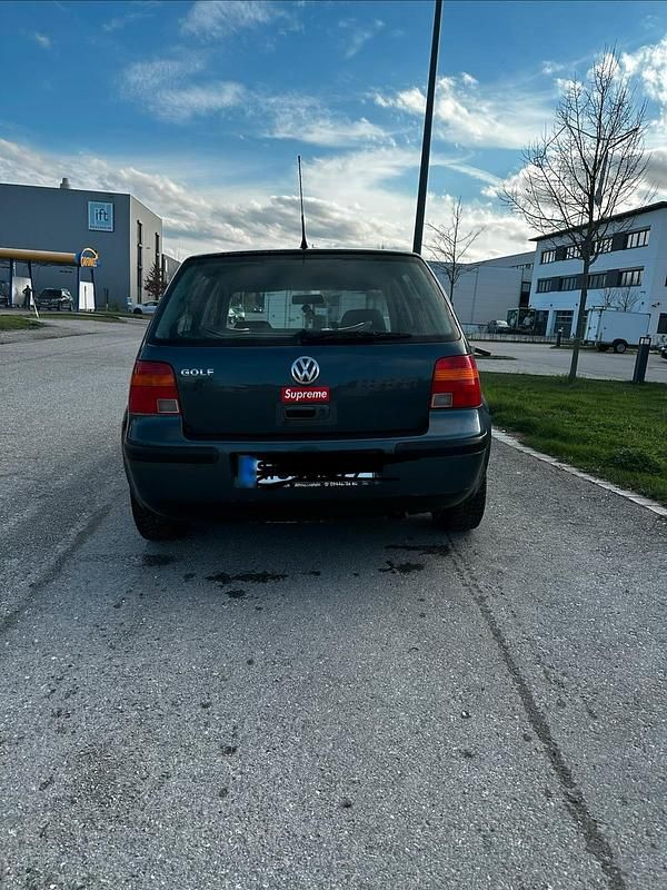 Gebraucht VW Golf IV 75 PS (55 kW) 2001 Limousine