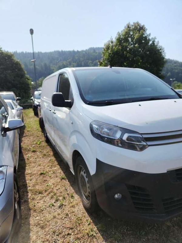 Gebraucht Citroën Jumpy Business Class 122 PS (89 kW) 2016 Weiss Van / Kleinbus