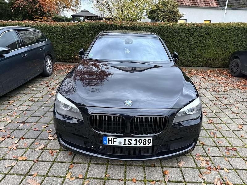 Gebraucht BMW 740 306 PS (225 kW) 2010 Limousine