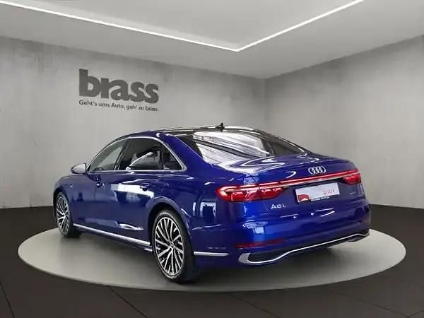 Gebraucht Audi A8 Ambiente 340 PS (250 kW) 2023 Ultrablau metallic Limousine