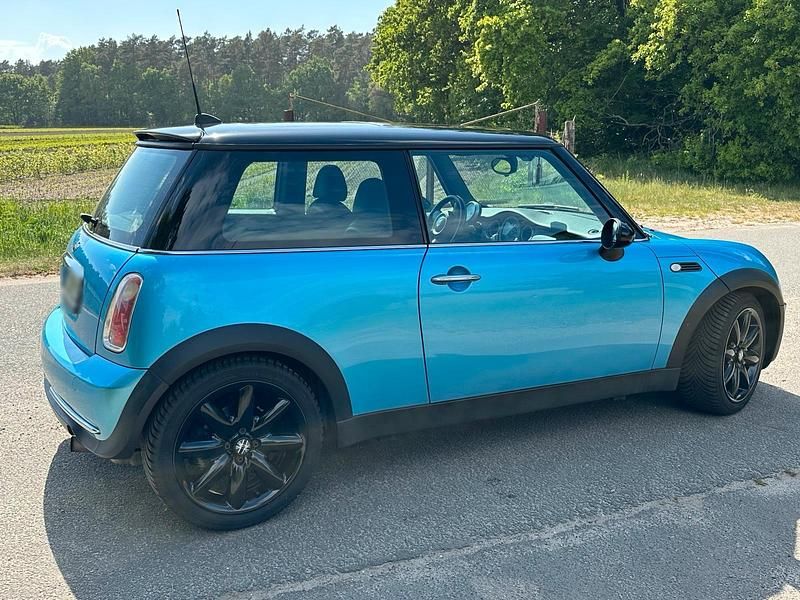 Gebraucht Mini Cooper 116 PS (85 kW) 2005 Blau Kleinwagen