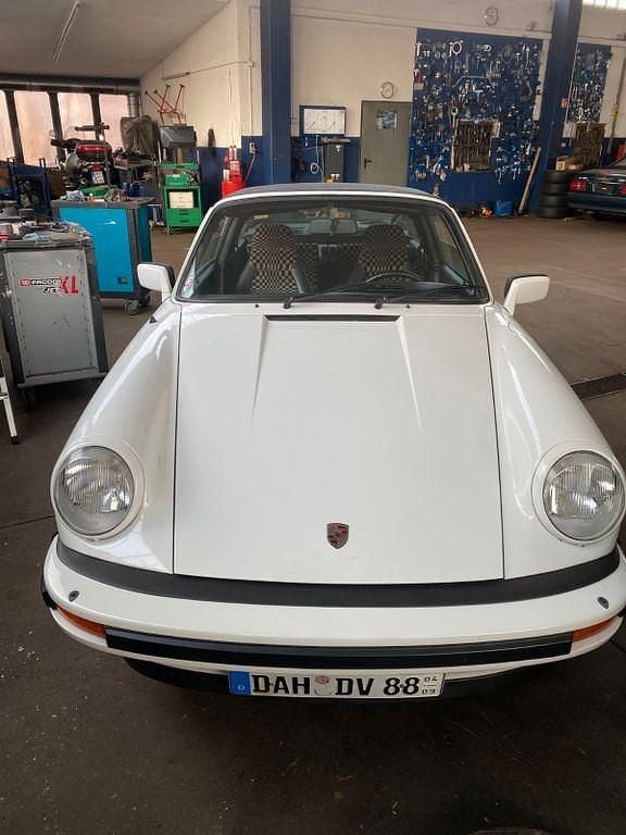 Gebraucht Porsche 911SC 204 PS (150 kW) 1983 Weiß Cabrio