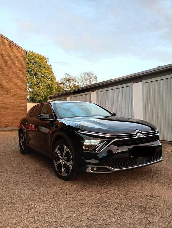 Schwarz Gebraucht 2022 Citroën C5 X Feel Limousine | 17.400 € (Superpreis) - Bild 1/4
