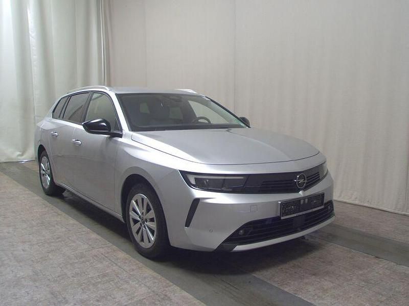 Gebraucht Opel Astra Elegance 131 PS (96 kW) 2023 Grau/typ aussenverkleidung met Kombi