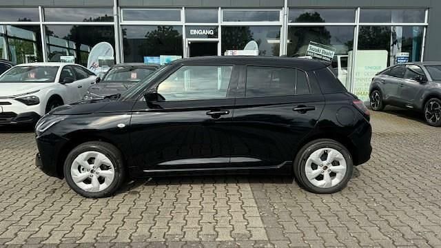 Gebraucht Suzuki Swift Comfort 83 PS (61 kW) 2024 Schwarz Kleinwagen