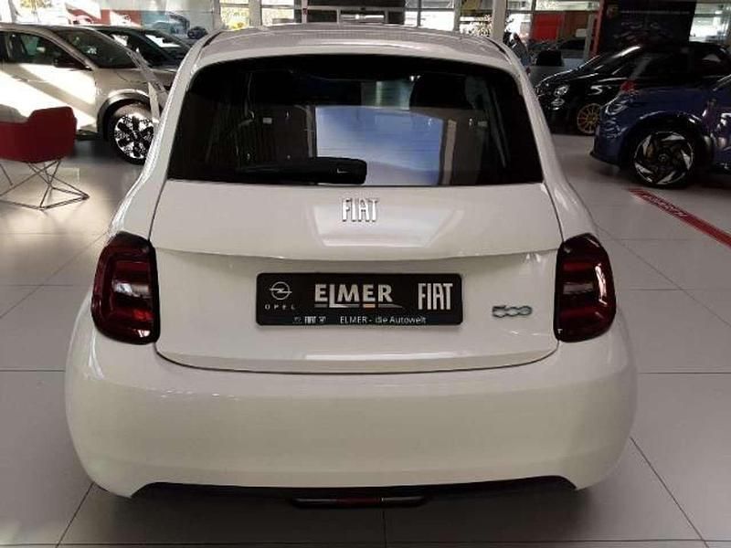 Gebraucht Fiat 500e 86 kW (118 PS) 2023 Weiß Kleinwagen