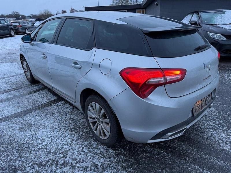 Gebraucht Citroën DS5 Chic 120 PS (88 kW) 2014 Silber Kleinwagen