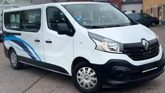 Gebraucht Renault Trafic Expression 121 PS (88 kW) 2019 Weiß Van / Kleinbus