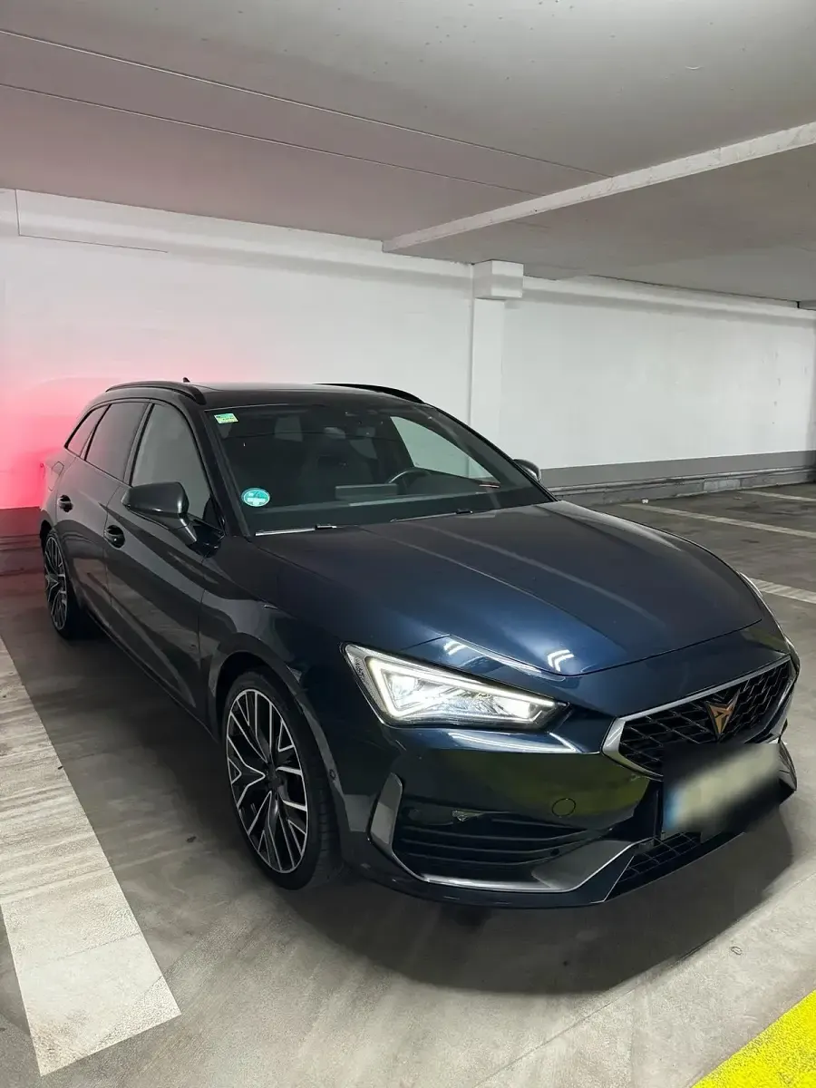 Gebraucht Cupra Leon 245 PS (180 kW) 2022 Andere farben Kombi