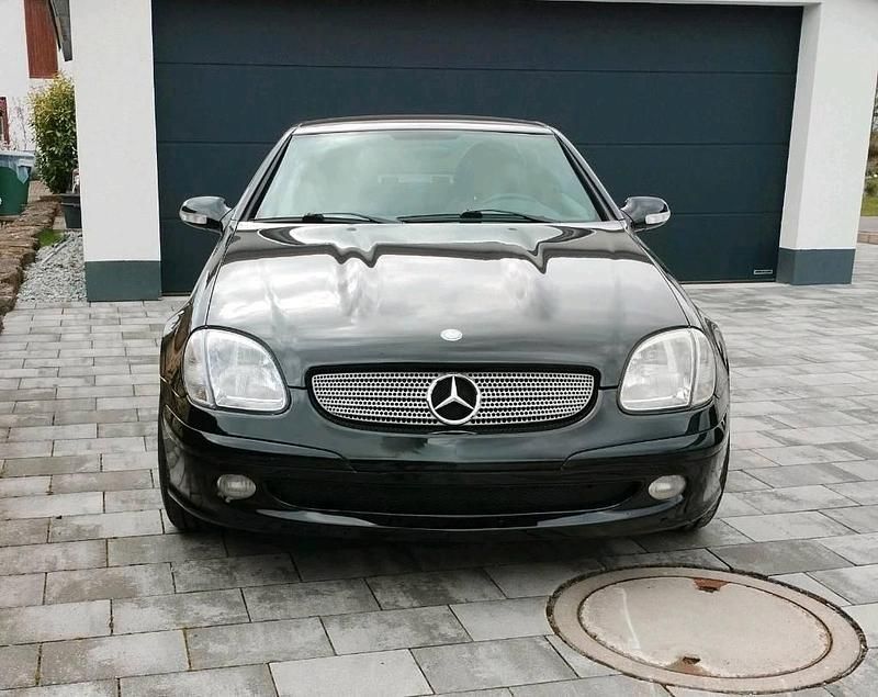 Gebraucht Mercedes SLK200 163 PS (119 kW) 2003 Schwarz Cabrio
