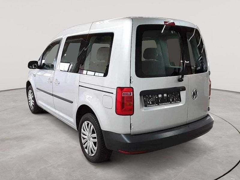 Gebraucht VW Caddy Trendline 125 PS (91 kW) 2018 Silber Van / Kleinbus