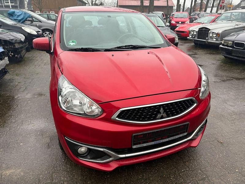 Rot Gebraucht 2018 Mitsubishi Space Star Edition Limousine | 6.990 € (Fairer Preis) - Bild 1/4