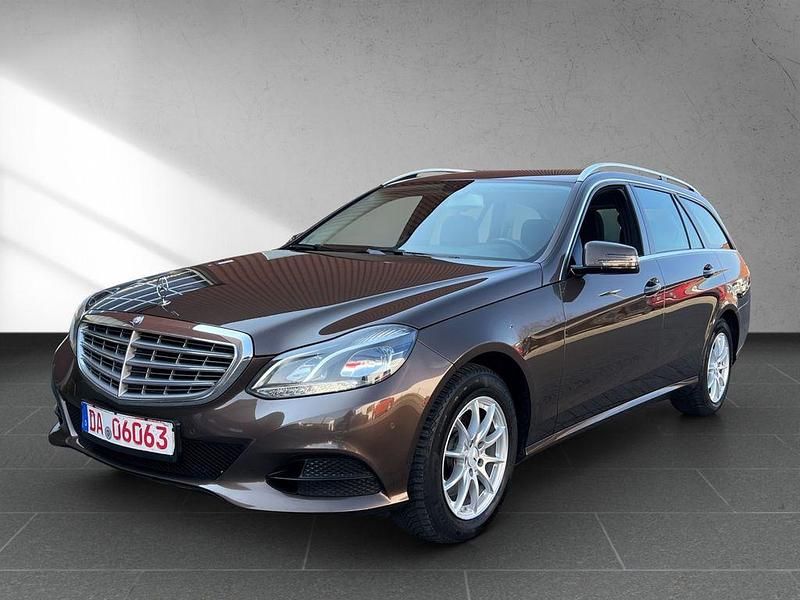 Gebraucht Mercedes E300 231 PS (169 kW) 2015 Braun Kombi