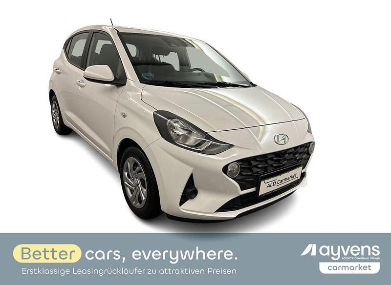Gebraucht Hyundai i10 Select 67 PS (49 kW) 2023 Weiß Kleinwagen