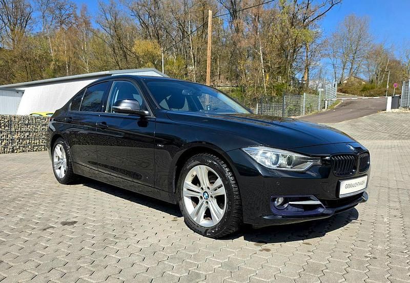Gebraucht BMW 320 Comfort Edition 184 PS (135 kW) 2016 Schwarz Limousine