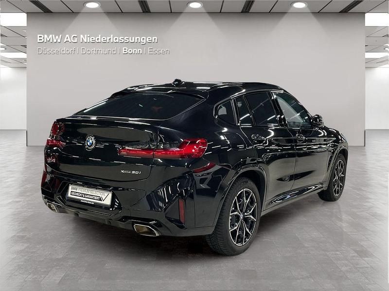 Gebraucht BMW X4 Efficient Dynamics 245 PS (180 kW) 2024 Schwarz SUV
