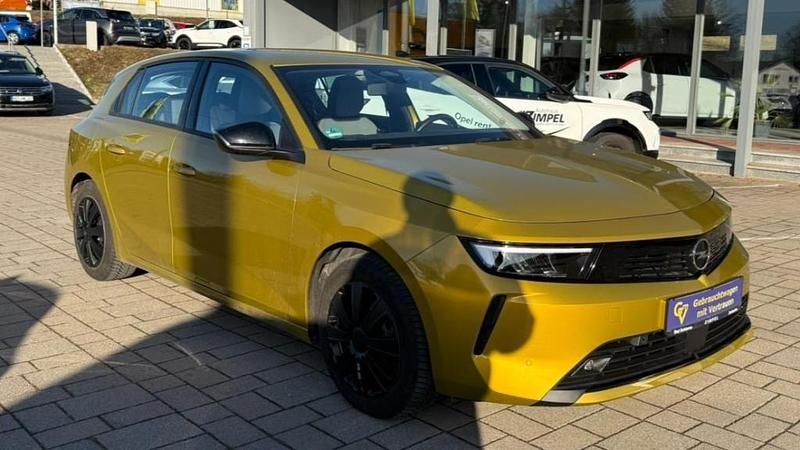 Gebraucht Opel Astra Edition 110 PS (80 kW) 2023 Gelb Limousine
