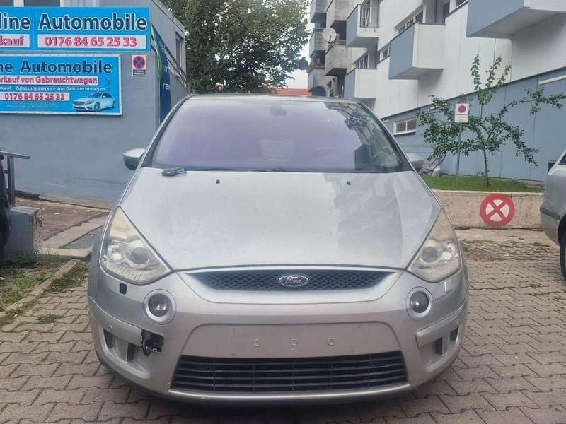 Grau Gebraucht 2007 Ford S-MAX Titanium Van / Kleinbus | 4.800 € (Fairer Preis) - Bild 1/3