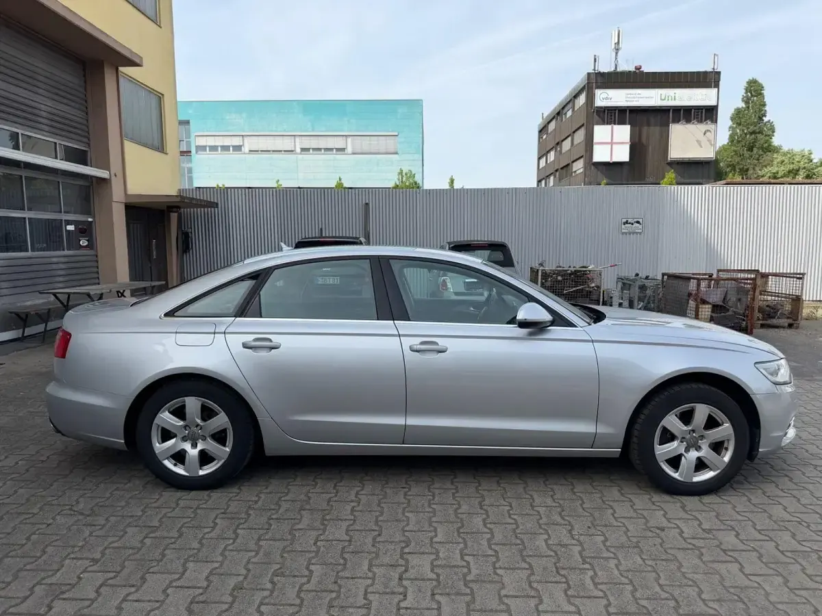 Gebraucht Audi A6 Business 245 PS (180 kW) 2012 Silber Limousine