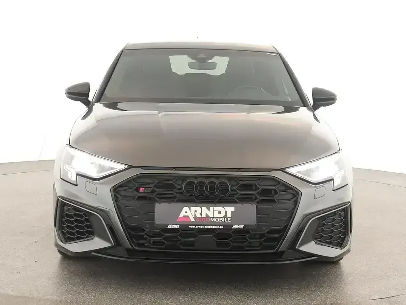 Gebraucht Audi S3 Ambiente 310 PS (228 kW) 2023 Daytonagrau perleffekt Limousine