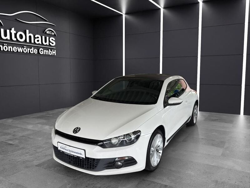 Weiß Gebraucht 2009 VW Scirocco Sportline Coupé | 3.990 € (Fairer Preis) - Bild 1/4