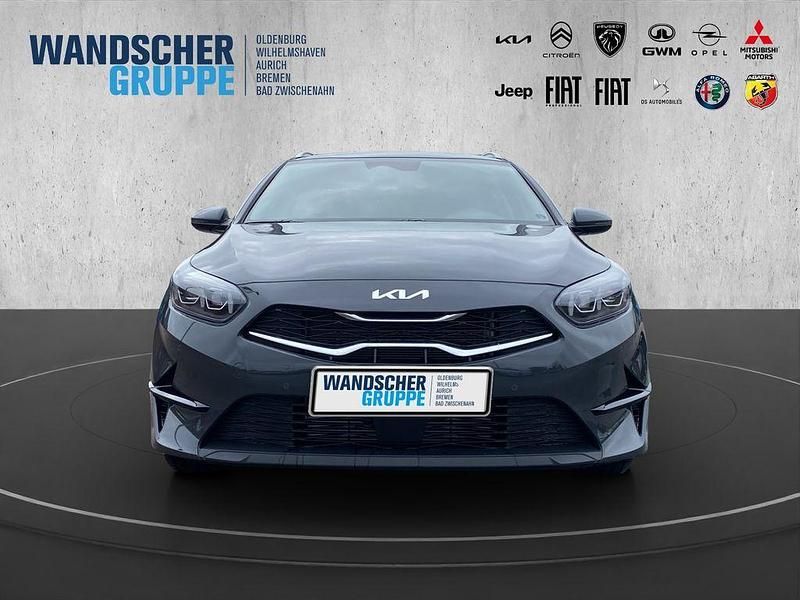 Neu Kia Ceed Spirit 140 PS (102 kW) 2025 Andere Kleinwagen