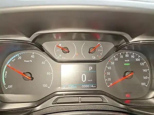 Neu Opel Combo-e Life 100 kW (136 PS) 2025 Kaolin weiss Van