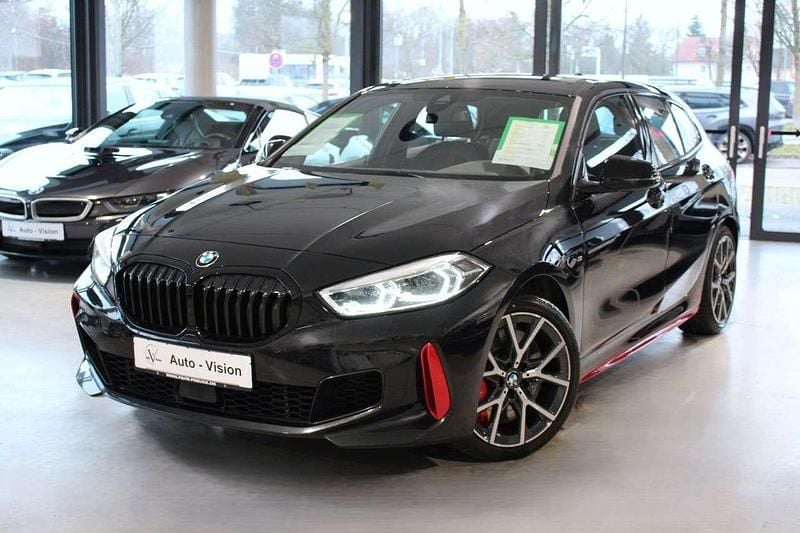 Schwarz Gebraucht 2022 BMW 128 Shadowline Limousine | 26.320 € (Guter Preis) - Bild 1/3