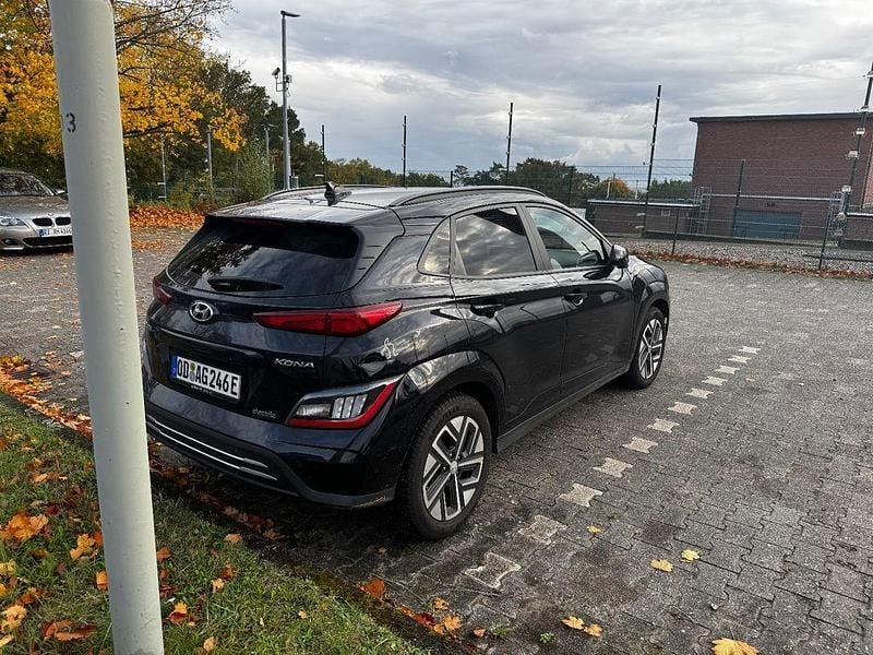 Gebraucht Hyundai Kona Prime 150 kW (204 PS) 2022 Schwarz SUV