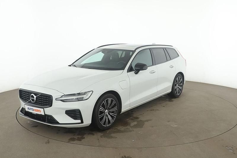 Gebraucht Volvo V60 R-Design 392 PS (288 kW) 2021 Weiß Kombi