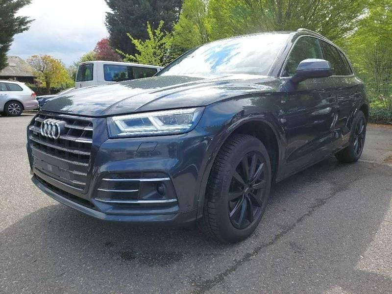 Grau Gebraucht 2020 Audi Q5 Sport SUV | 24.000 € (Superpreis) - Bild 1/4