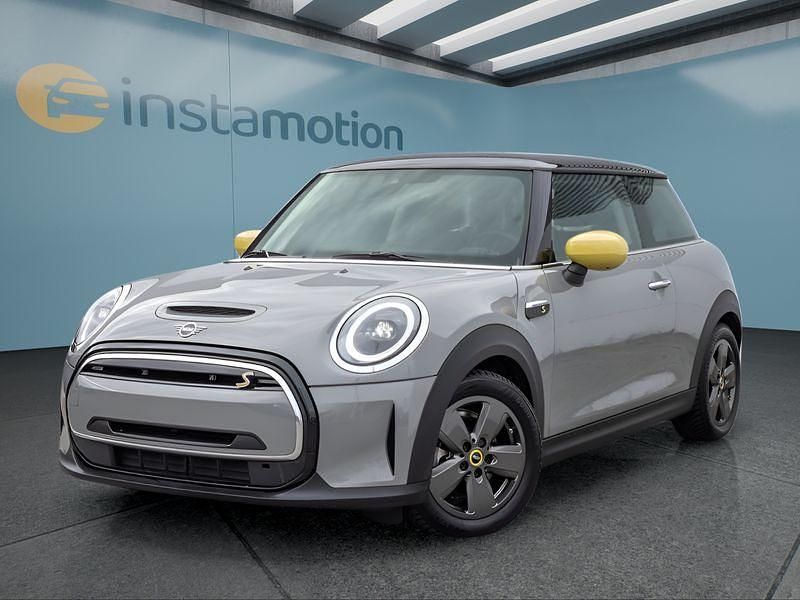 Grau Gebraucht 2022 Mini Cooper Kleinwagen | 17.349 € (Fairer Preis) - Bild 1/4