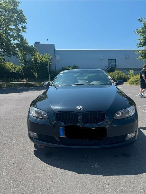 Gebraucht BMW 320 Cabriolet 170 PS (125 kW) 2007 Schwarz Cabrio