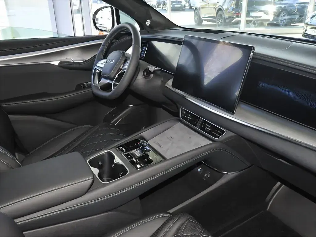 Gebraucht BYD Sealion 7 389 kW (530 PS) 2025 Weiß SUV