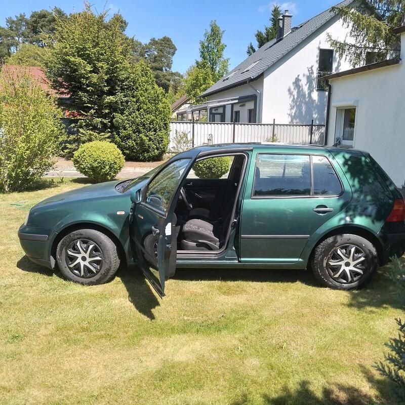 Grün Gebraucht 1998 VW Golf IV Kleinwagen | 799 € (Superpreis) - Bild 1/4