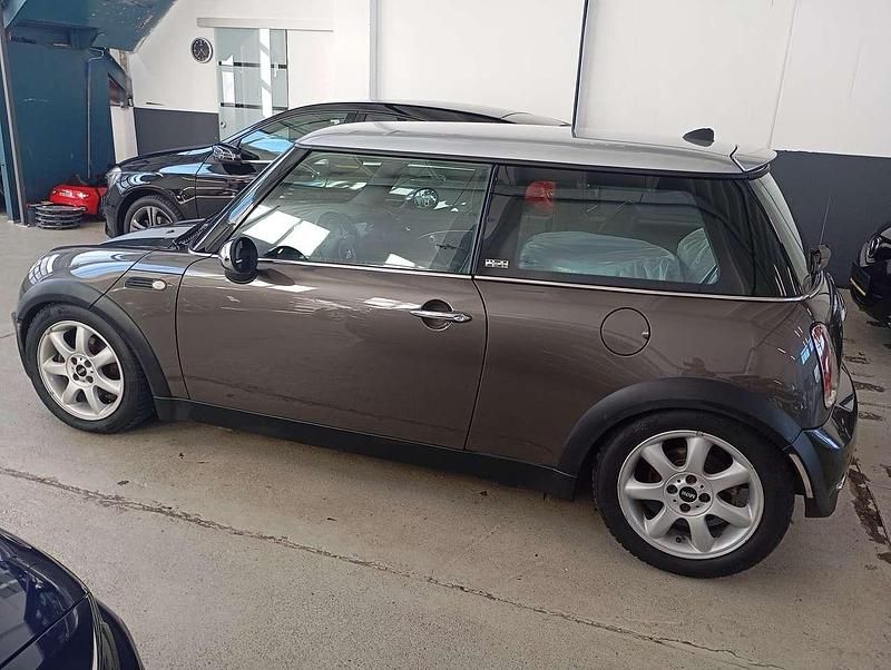 Gebraucht Mini Cooper 116 PS (85 kW) 2005 Royal grey metallic Kleinwagen