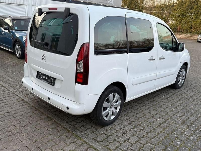 Gebraucht Citroën Berlingo SELECTION 99 PS (72 kW) 2018 Weiß Van / Kleinbus