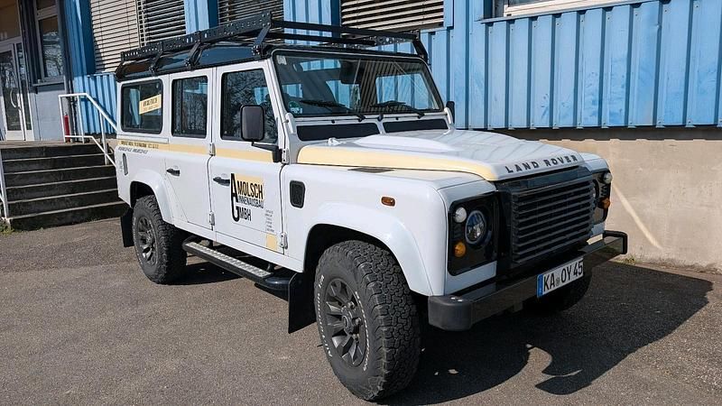 Gebraucht Land Rover Defender 122 PS (89 kW) 2013 Weiß SUV