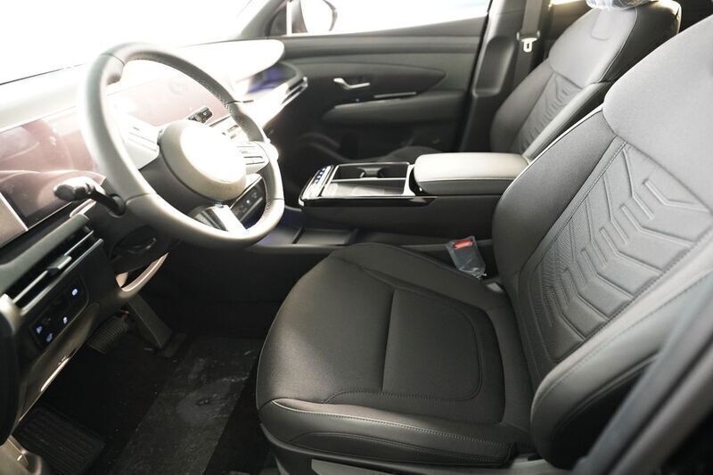 Gebraucht Hyundai Tucson 136 PS (100 kW) 2024 Schwarz SUV