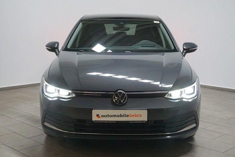Gebraucht VW Golf VIII Active 150 PS (110 kW) 2022 Delfingrau Limousine