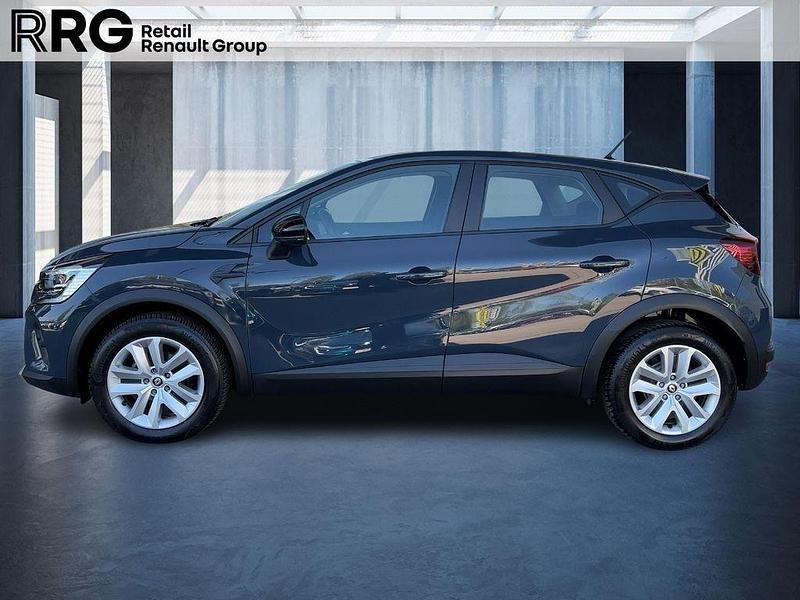 Second-hand Renault Captur Evolution 140 CP (102 kW) 2023 Albastru SUV